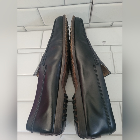 Tod’s Made In Italy Mens Black Leather Driving Loafer Slight Wedge Heel Classic - Picture 7 of 8